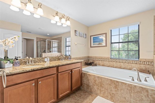 1476 MOON VALLEY DRIVE, Davenport, FL 33896