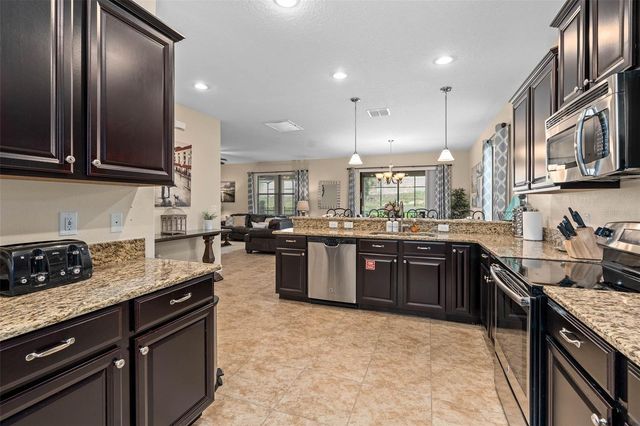 1476 MOON VALLEY DRIVE, Davenport, FL 33896