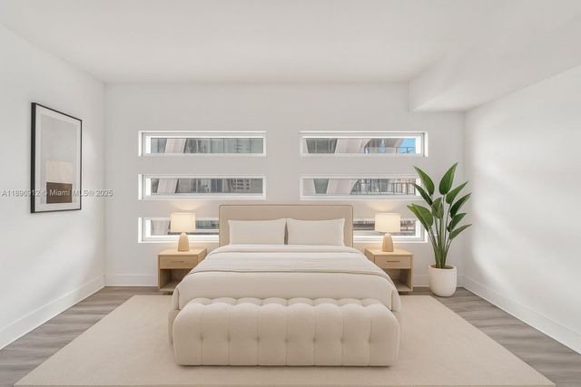 1040 Biscayne Blvd 2402, Miami, FL 33132