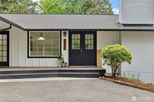 16701 SE 23rd Place, Bellevue, WA 98008