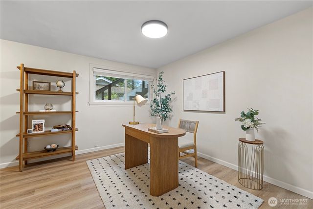 16701 SE 23rd Place, Bellevue, WA 98008
