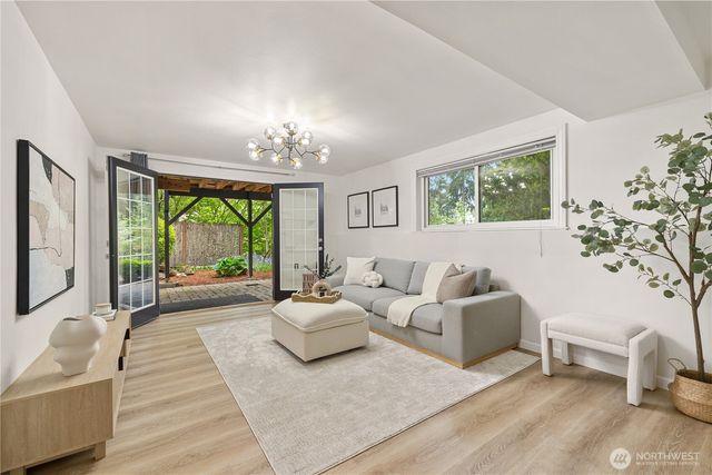 16701 SE 23rd Place, Bellevue, WA 98008