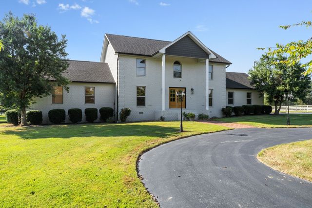 3935 Harmony Grove Rd, Hopkinsville, KY 42240