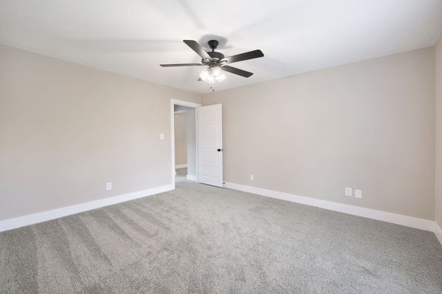 3935 Harmony Grove Rd, Hopkinsville, KY 42240