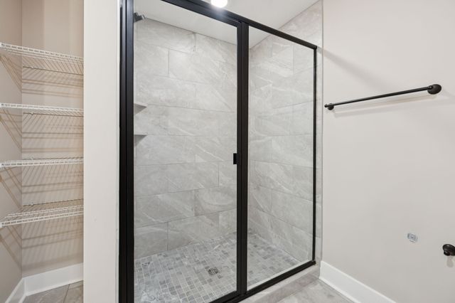 3935 Harmony Grove Rd, Hopkinsville, KY 42240