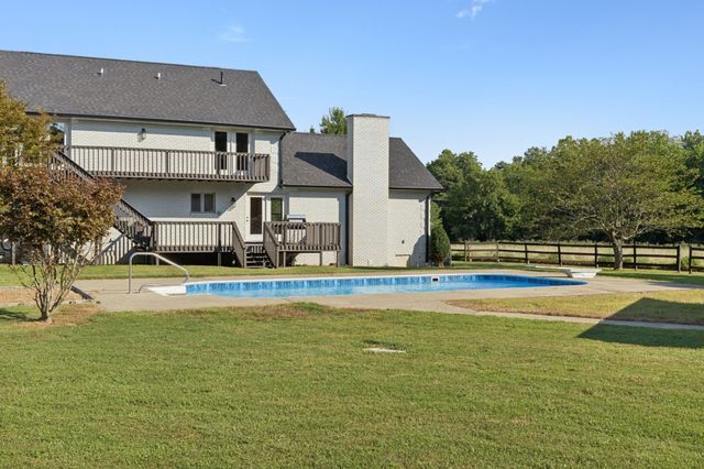 3935 Harmony Grove Rd, Hopkinsville, KY 42240