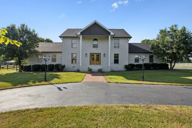 3935 Harmony Grove Rd, Hopkinsville, KY 42240