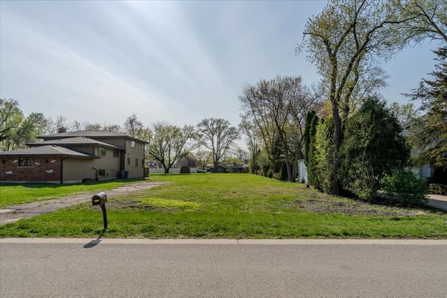 462 S WARREN Avenue, Palatine, IL 60074