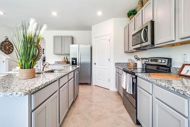 7054 PAINTED BUNTING WAY, St Cloud, FL 34773