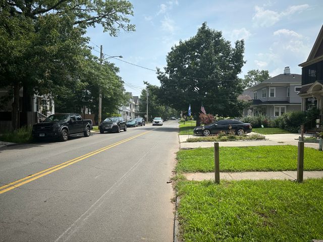 907 Elm Street, New Haven, CT 06511