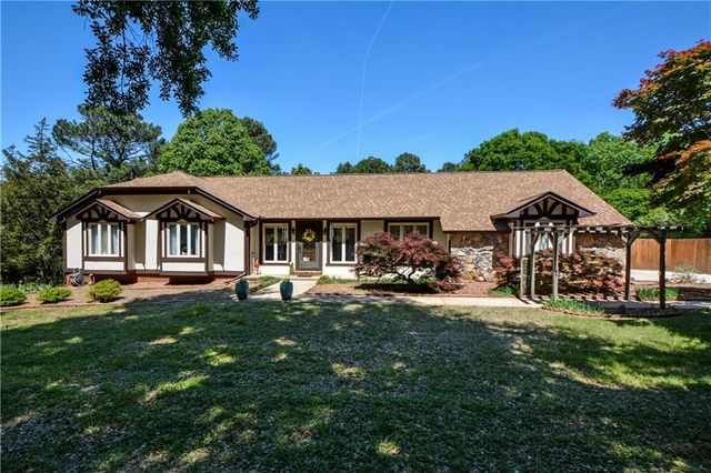 130 Hawn Road, Fayetteville, GA 30215