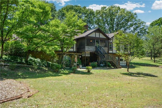 130 Hawn Road, Fayetteville, GA 30215