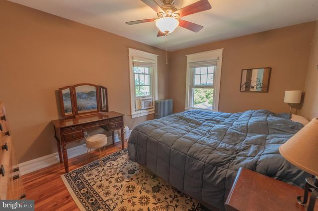 169 ELM ST, Emmaus, PA 18049