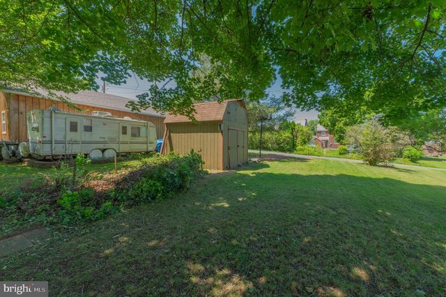 169 ELM ST, Emmaus, PA 18049