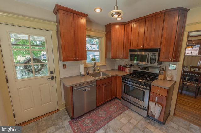 169 ELM ST, Emmaus, PA 18049