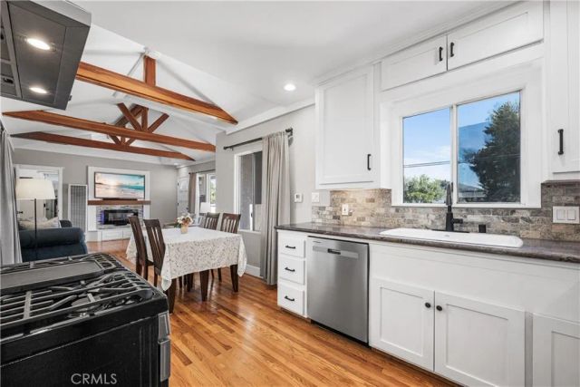 4582 Howard Avenue, Los Alamitos, CA 90720
