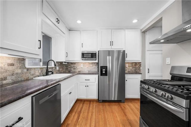 4582 Howard Avenue, Los Alamitos, CA 90720