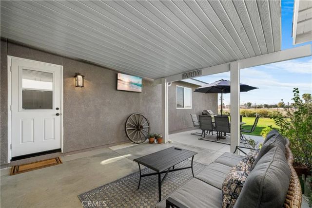 4582 Howard Avenue, Los Alamitos, CA 90720