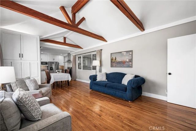 4582 Howard Avenue, Los Alamitos, CA 90720