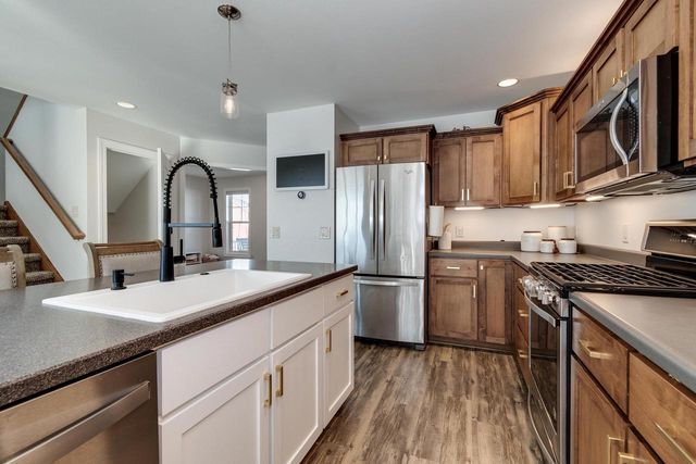 10235 Meandering Way, Verona, WI 53593