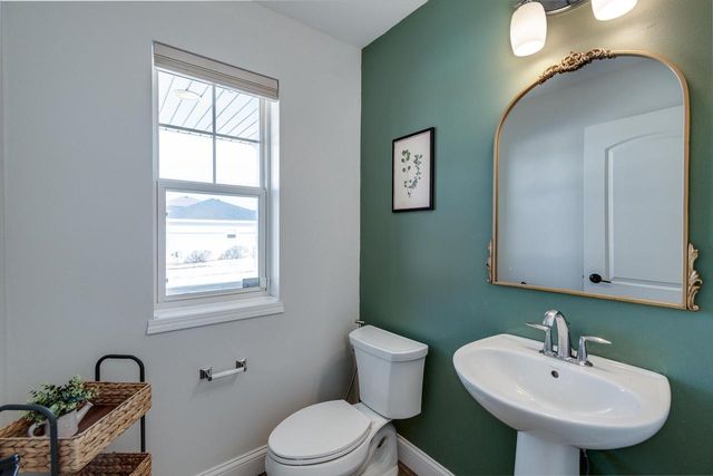 10235 Meandering Way, Verona, WI 53593