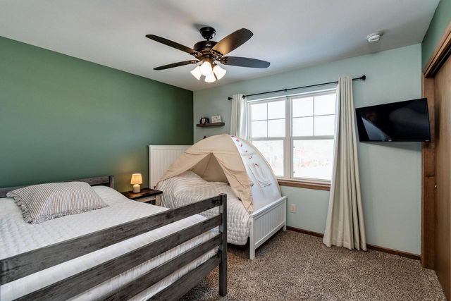 10235 Meandering Way, Verona, WI 53593