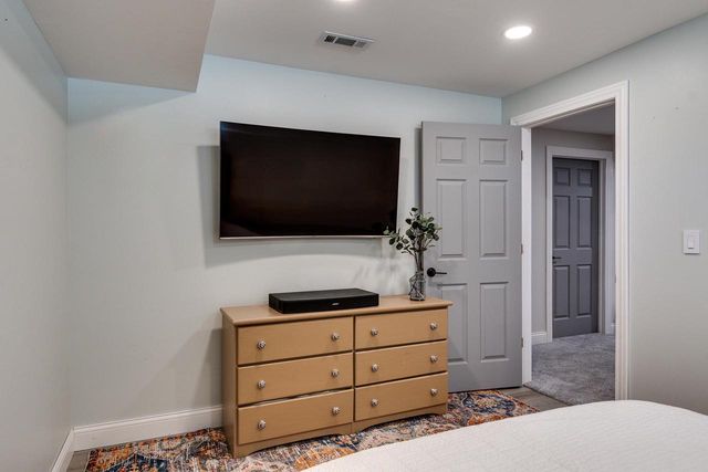 10235 Meandering Way, Verona, WI 53593