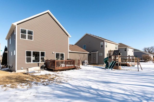 10235 Meandering Way, Verona, WI 53593