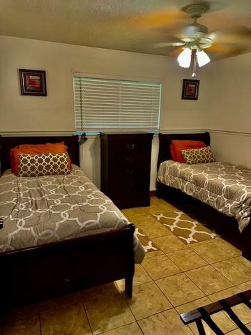 8935 Dirby Street, Houston, TX 77075