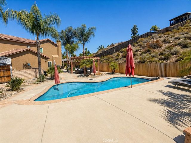27740 Sagebrush Road, Menifee, CA 92585