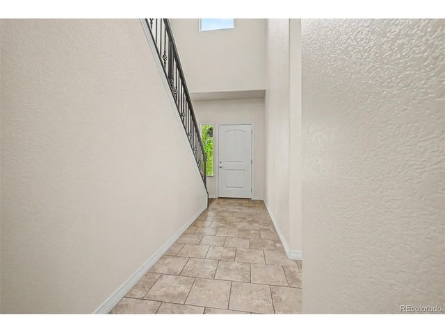 2720 Bridle Dr, Mead, CO 80542