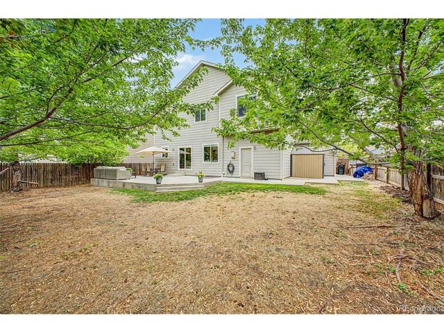 2720 Bridle Dr, Mead, CO 80542