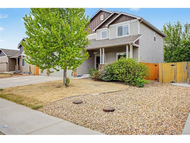 2720 Bridle Dr, Mead, CO 80542