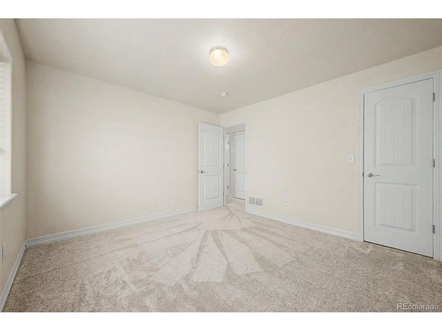 2720 Bridle Dr, Mead, CO 80542