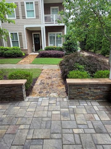 202 Golden Banner Avenue, Marietta, GA 30060