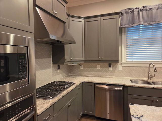 202 Golden Banner Avenue, Marietta, GA 30060