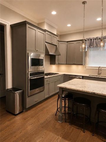 202 Golden Banner Avenue, Marietta, GA 30060