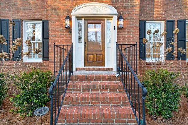 140 Derby Forest Court, Roswell, GA 30076