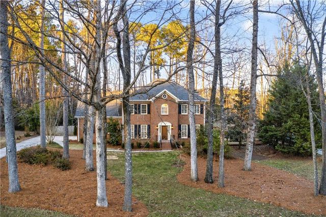 140 Derby Forest Court, Roswell, GA 30076