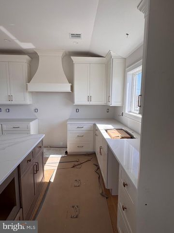 1034-B LONG BEACH BLVD, Long Beach Township, NJ 08008