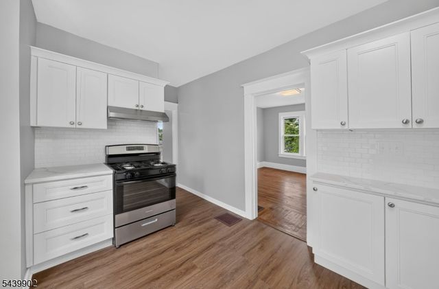 725 Belvidere Rd, Lopatcong Twp., NJ 08865