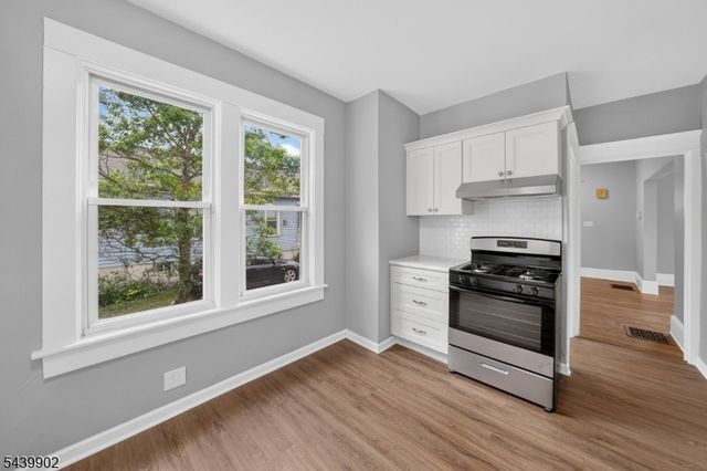 725 Belvidere Rd, Lopatcong Twp., NJ 08865