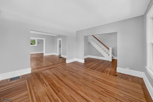 725 Belvidere Rd, Lopatcong Twp., NJ 08865