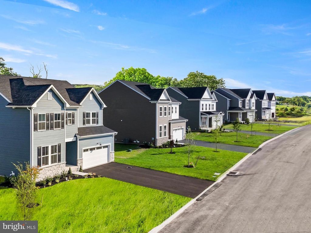 61 STEINER WAY, Perkiomenville, PA 18074