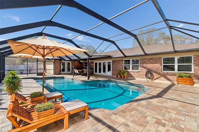 3106 LAKE ELLEN DRIVE, Tampa, FL 33618