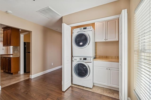 3106 LAKE ELLEN DRIVE, Tampa, FL 33618