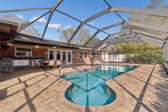 3106 LAKE ELLEN DRIVE, Tampa, FL 33618