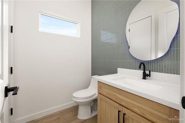 1012 N Trinity Street, Edinburg, TX 78541