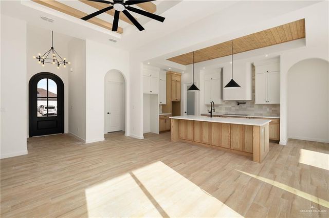 1012 N Trinity Street, Edinburg, TX 78541