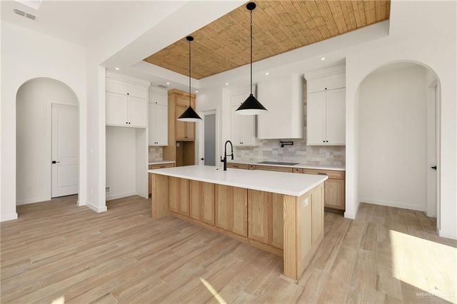 1012 N Trinity Street, Edinburg, TX 78541